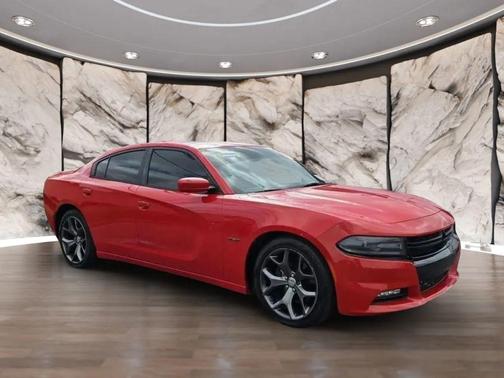 2016 Dodge Charger R/T