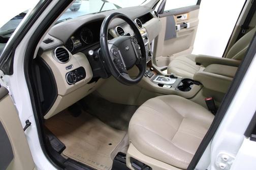 2015 Land Rover LR4 Base