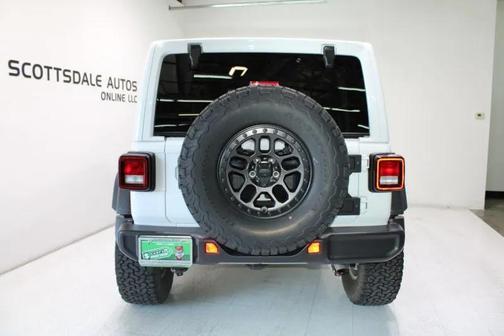 Bright White Clearcoat 2022 Jeep Wrangler Unlimited High Tide 4x4