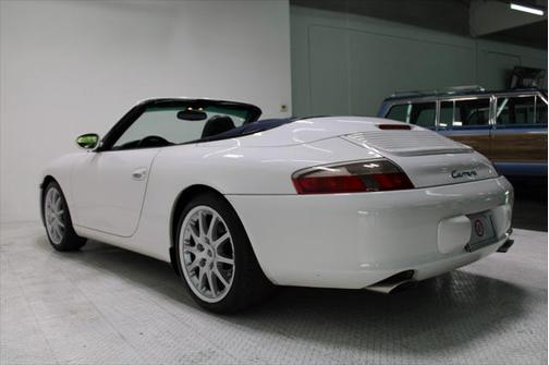 2002 Porsche 911 Carrera 4
