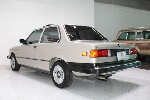 1983 BMW 320 i
