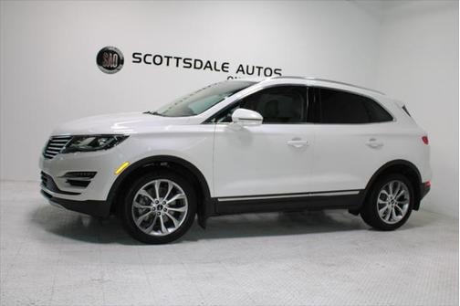 2015 Lincoln MKC Base