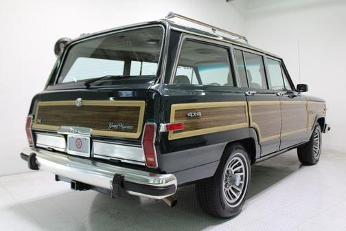 1991 Jeep Grand Wagoneer 4X4