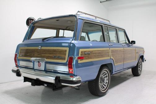 1991 Jeep Grand Wagoneer