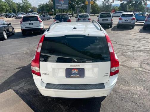 2005 Volvo V50 T5