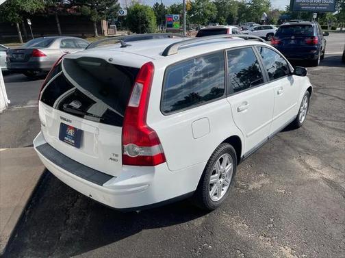 2005 Volvo V50 T5