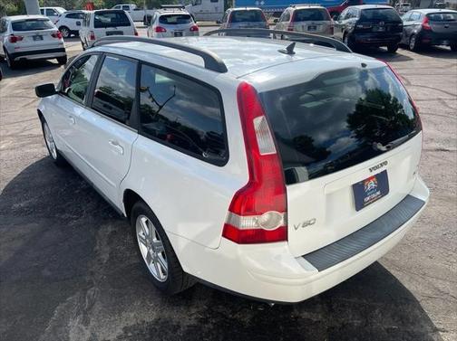 2005 Volvo V50 T5