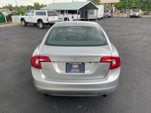 2011 Volvo S60 T6