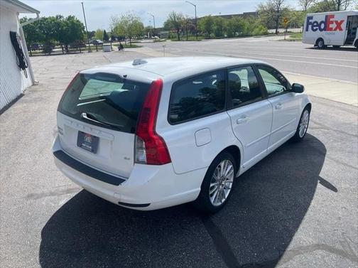 2009 Volvo V50 2.4i