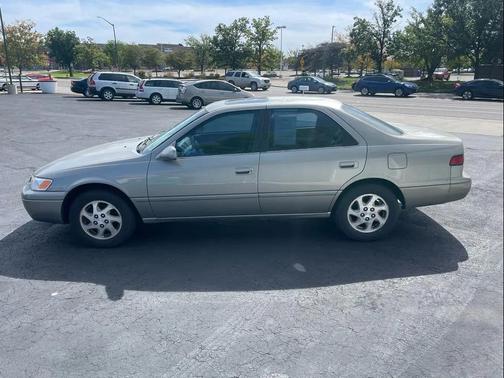 1998 Toyota Camry LE V6