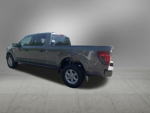 Carbonized Gray Metallic 2026 Ford F-150 XLT