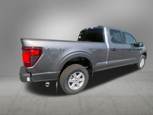 Carbonized Gray Metallic 2026 Ford F-150 XLT