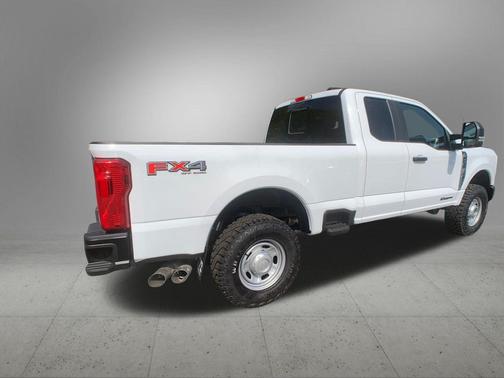 Oxford White 2026 Ford F-250 XL