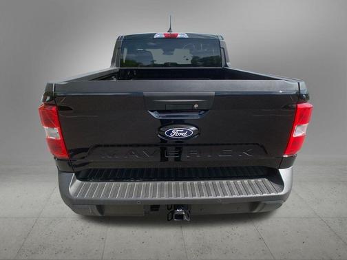 Shadow Black 2025 Ford Maverick XLT