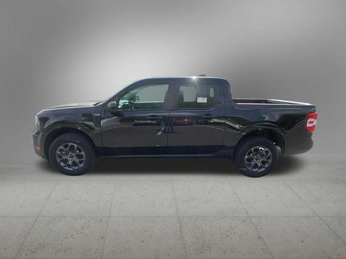Shadow Black 2025 Ford Maverick XLT