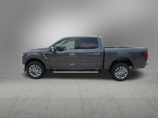 Carbonized Gray Metallic 2026 Ford F-150 Lariat