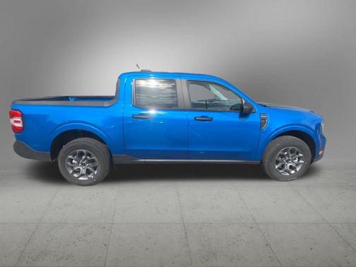 Velocity Blue 2025 Ford Maverick XLT