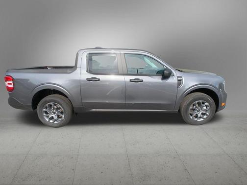 Carbonized Gray Metallic 2026 Ford Maverick XLT