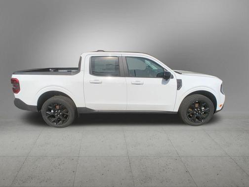 Oxford White 2026 Ford Maverick Lariat