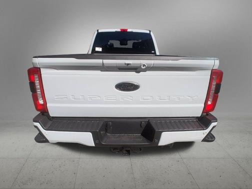 Avalanche 2026 Ford F-250 Lariat