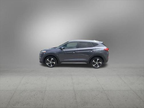 2018 Hyundai TUCSON Sport