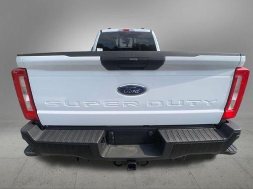 Oxford White 2026 Ford F-250 XL