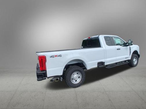 Oxford White 2026 Ford F-250 XL
