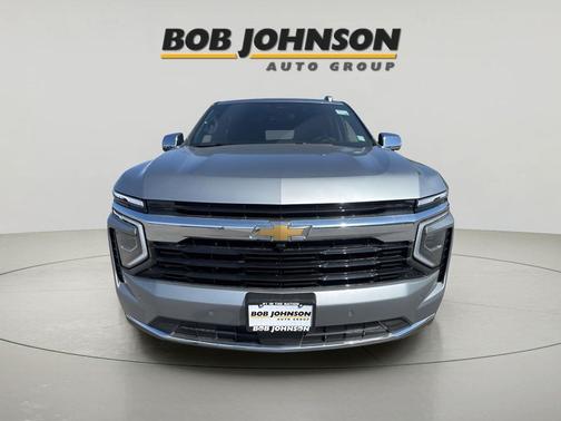 2025 Chevrolet Suburban LS