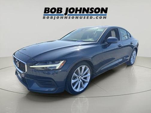 2019 Volvo S60 T6 Momentum