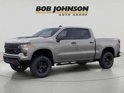 White Sands 2026 Chevrolet Silverado 1500 Custom Trail Boss