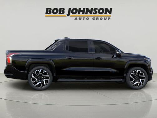 2025 Chevrolet Silverado EV RST