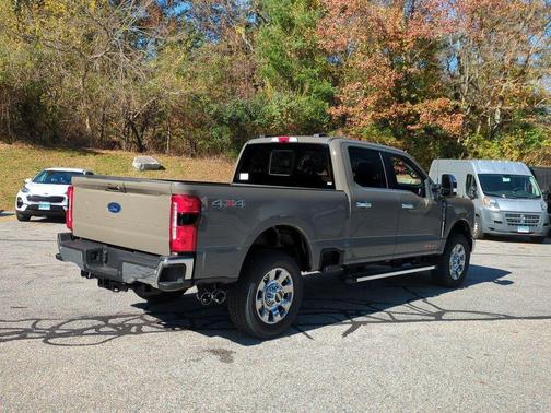 2026 Ford F-350 Lariat