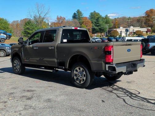 2026 Ford F-350 Lariat