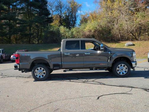 2026 Ford F-350 Lariat