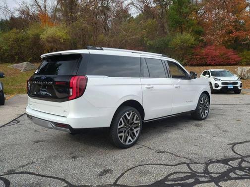 2025 Ford Expedition Max Platinum