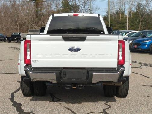 2024 Ford F-350 XLT