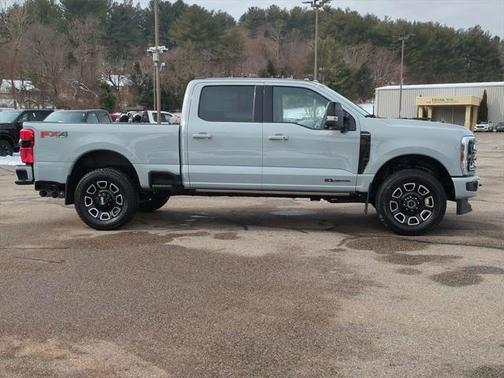 2025 Ford F-350 Platinum