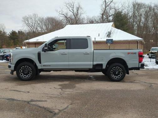 2025 Ford F-350 Platinum