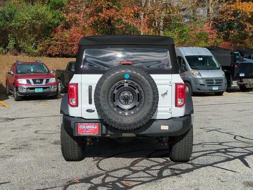 2025 Ford Bronco Base