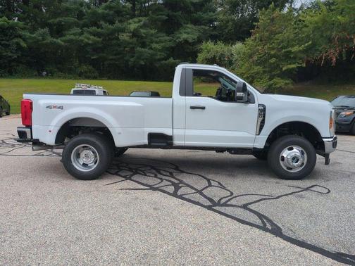 2025 Ford F-350 XLT