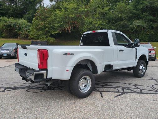 2025 Ford F-350 XLT
