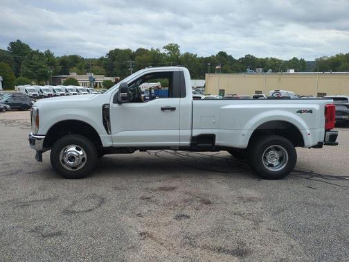 2025 Ford F-350 XLT
