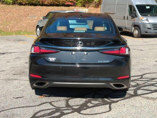 2024 Lexus ES 350 Base