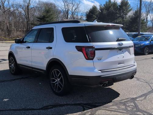 White Platinum Metallic Tri-Coat 2018 Ford Explorer Sport