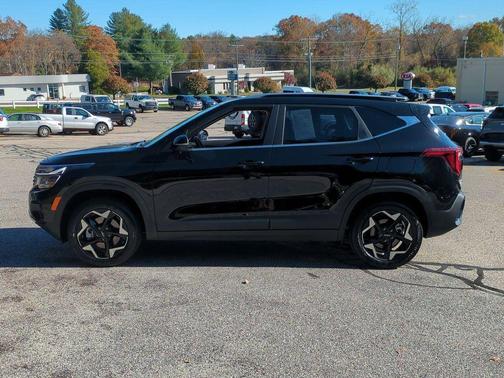 2025 Kia Seltos EX