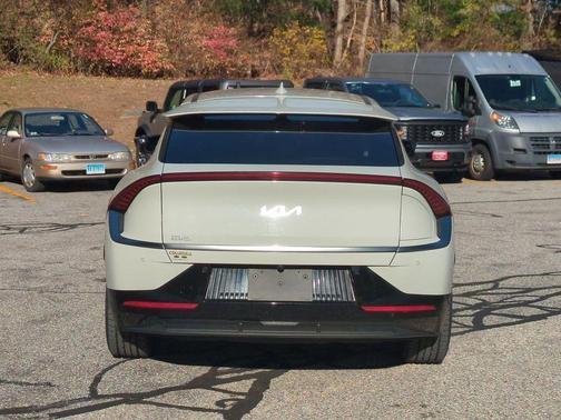 2023 Kia EV6 Wind