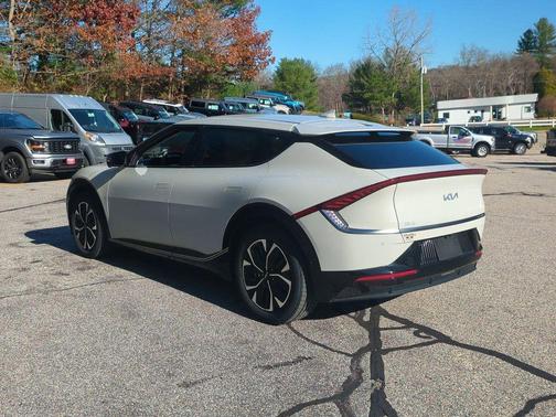 2023 Kia EV6 Wind
