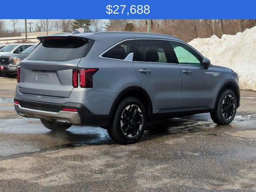 2024 Kia Sorento S