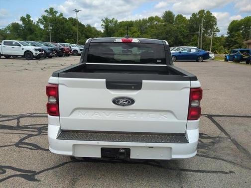 2025 Ford Maverick Lobo Standard