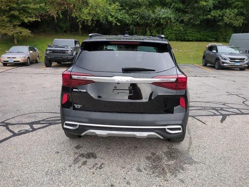 2023 Kia Seltos EX